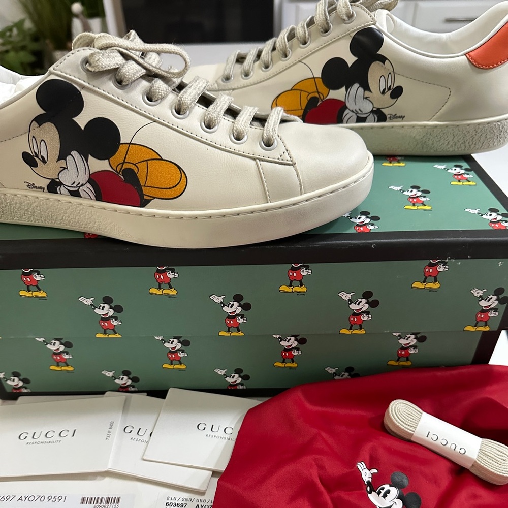 NEW in Box GUCCI X Disney Ivory Mickey Mouse Sneakers